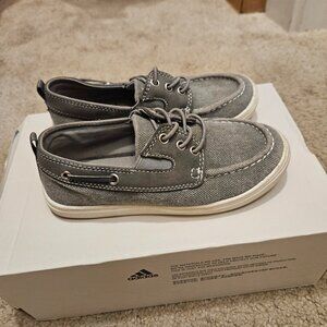 Boys shoes